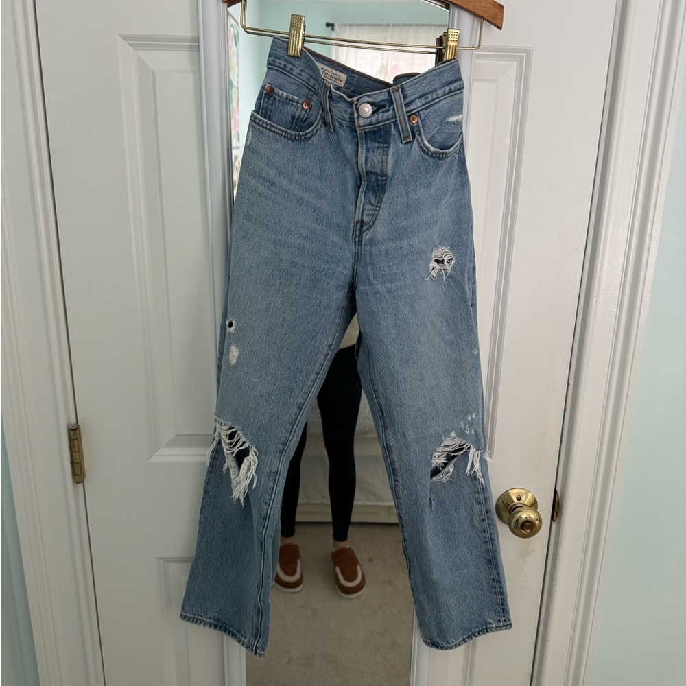 Levi's Women's Straight Leg Light Blue Jeans